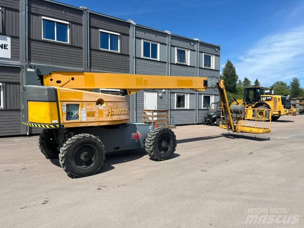 Haulotte HT 23 RTJ Compact self-propelled boom lifts