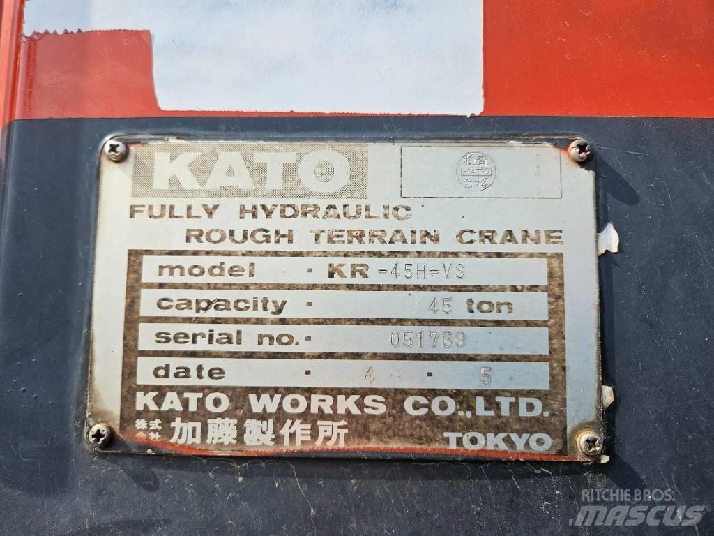Kato SS 500 Rough terrain cranes