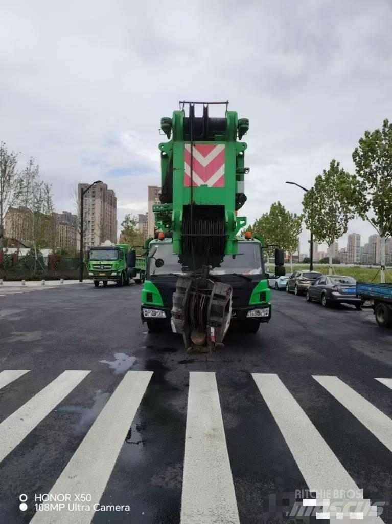 Sany SAC3000 All terrain cranes