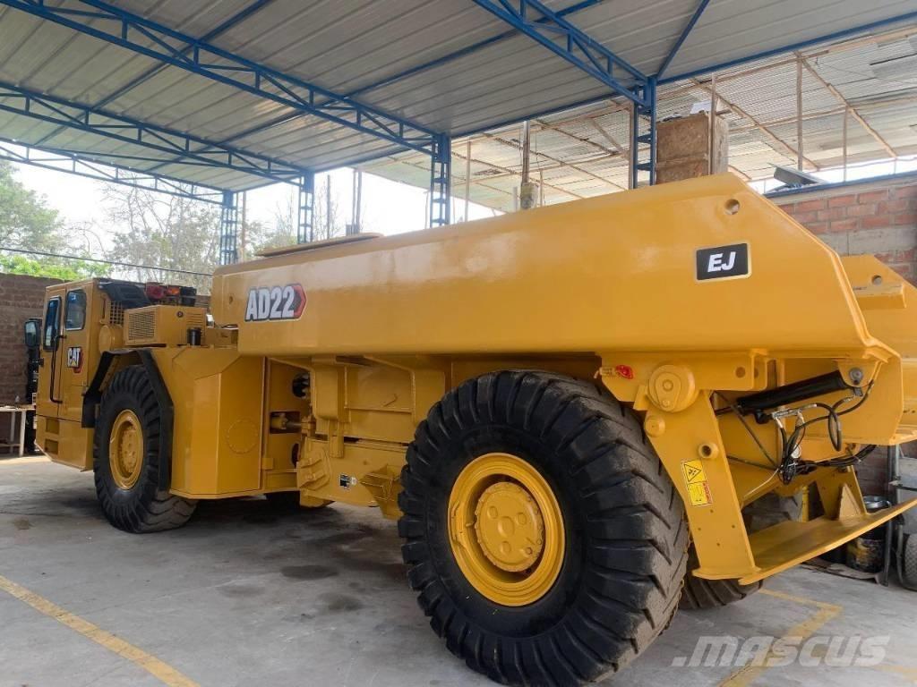 CAT AD 22 Tipper trucks