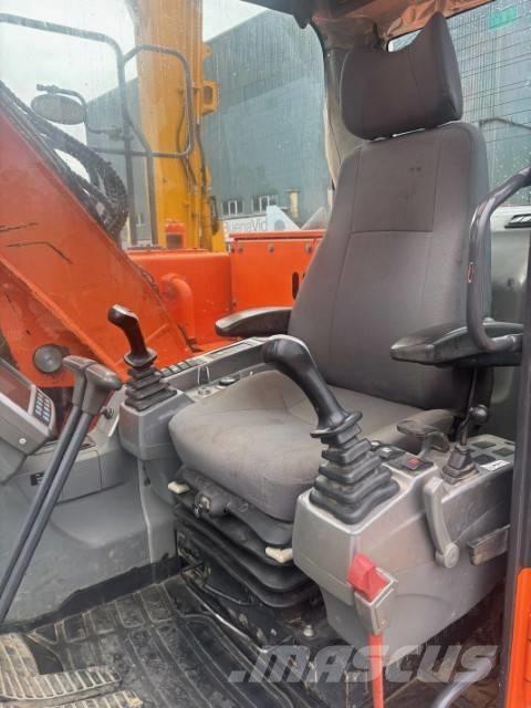 Doosan DX 140 LCR-3 Crawler excavators