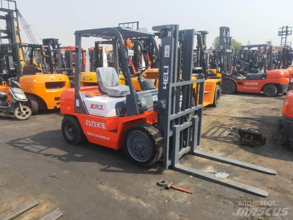 Heli K35 Telescopic handlers
