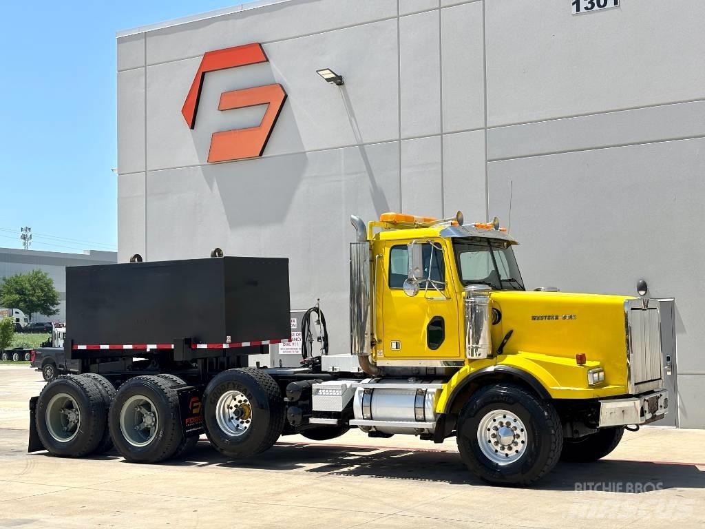 Western Star 4900 SA Prime Movers