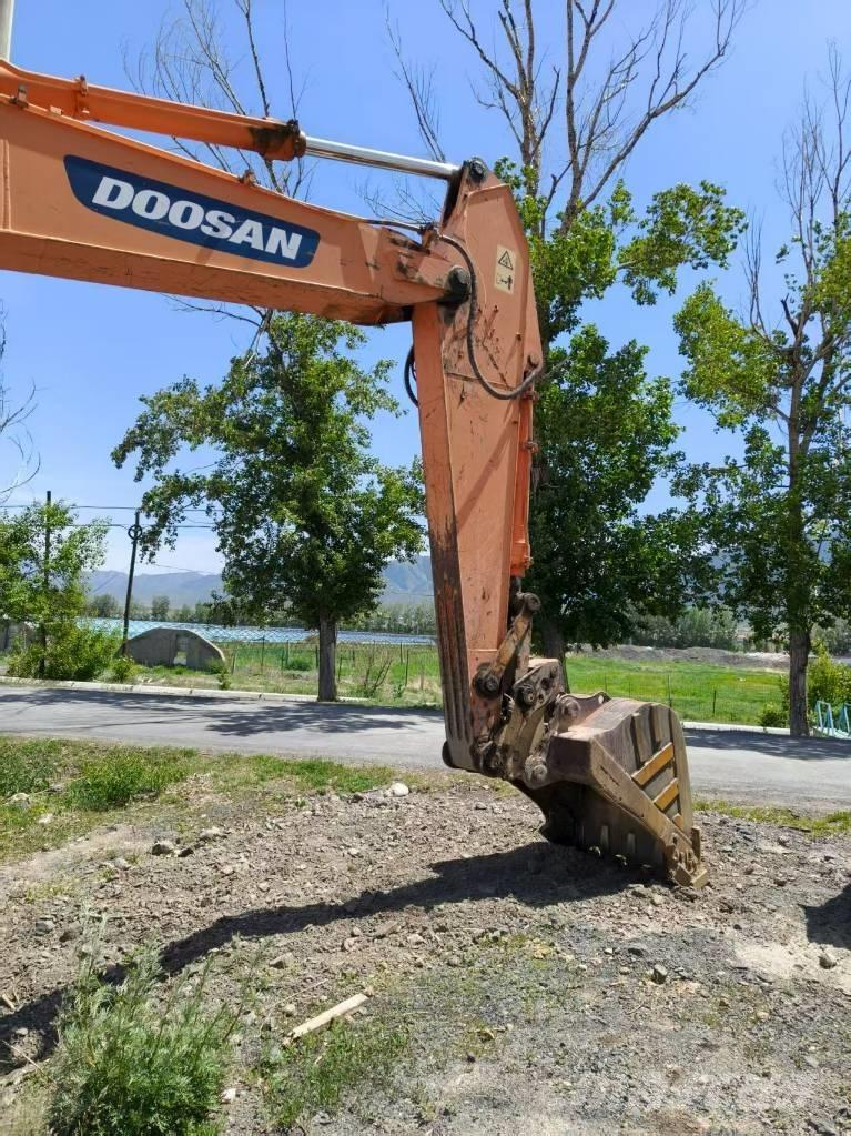 Doosan DH210W-7 Wheeled excavators