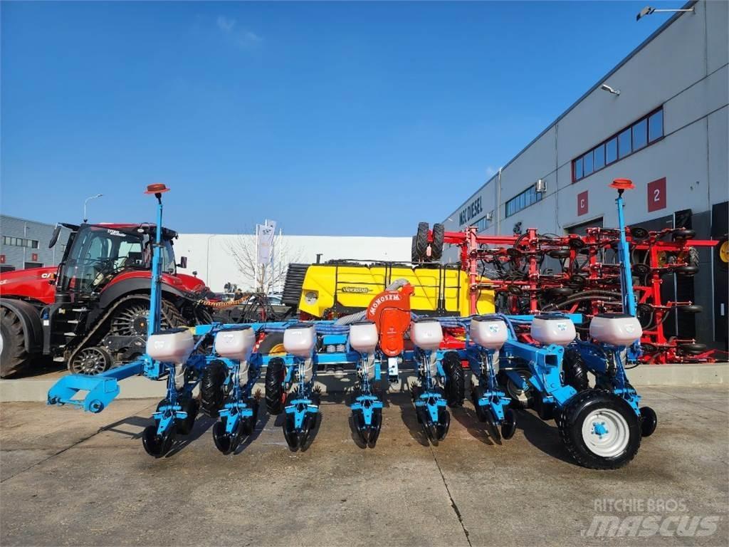 Monosem NG Plus 3 Sowing machines