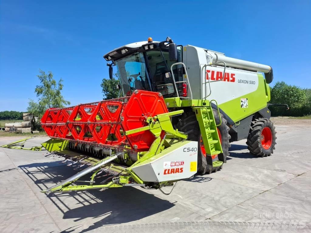 CLAAS Lexion 530 Combine harvesters