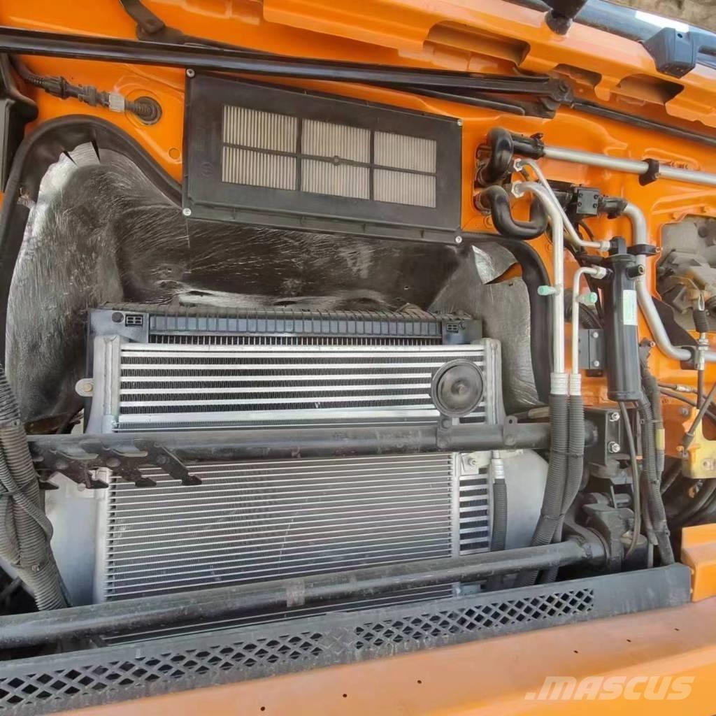 Shacman F3000 6X4 Prime Movers
