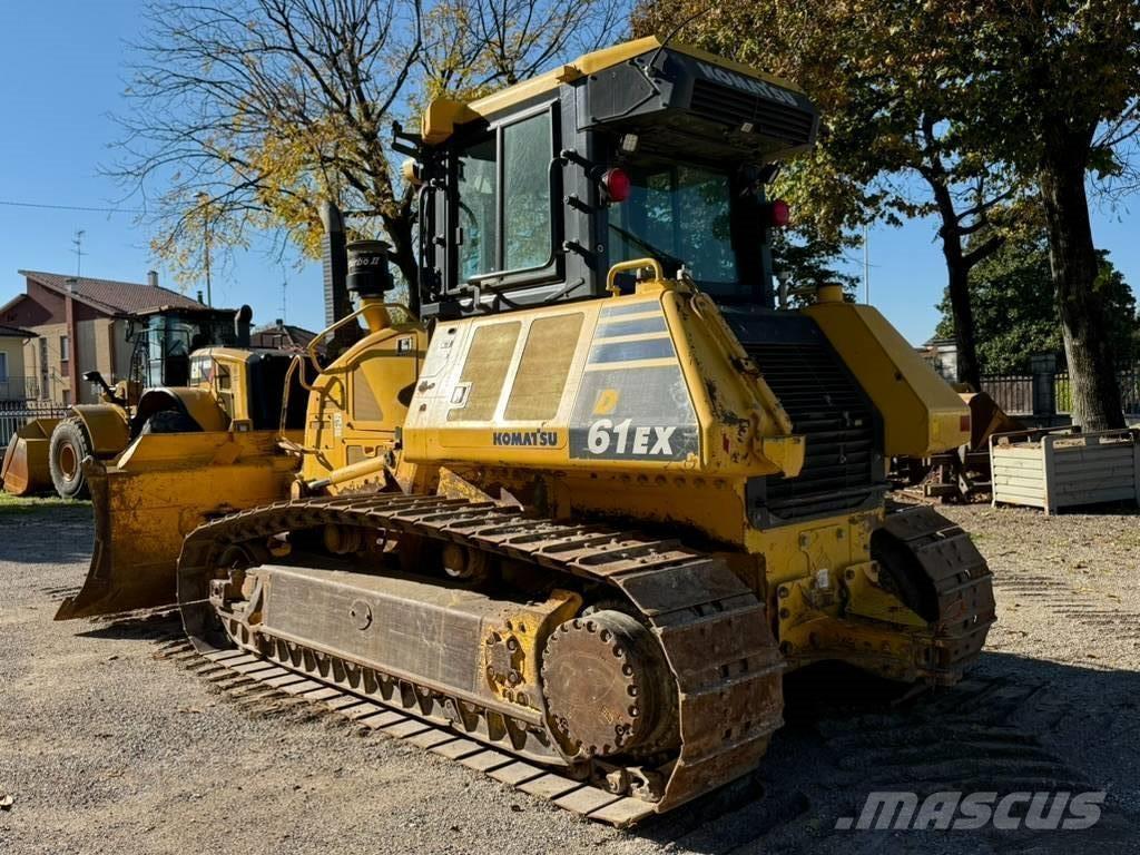 Komatsu D 61 EX-24 Crawler dozers