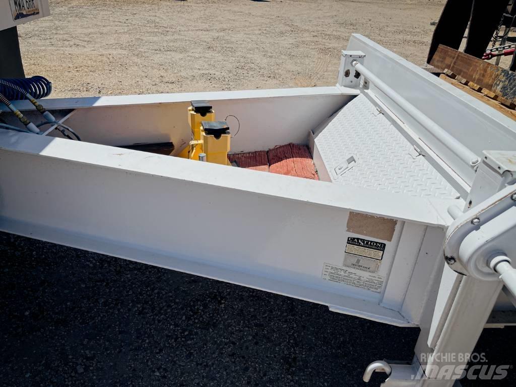  Pro-Trak Trailers Flatbed/Dropside trailers