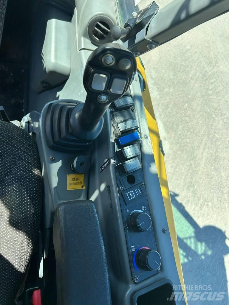 Wille 265 Compact tractors