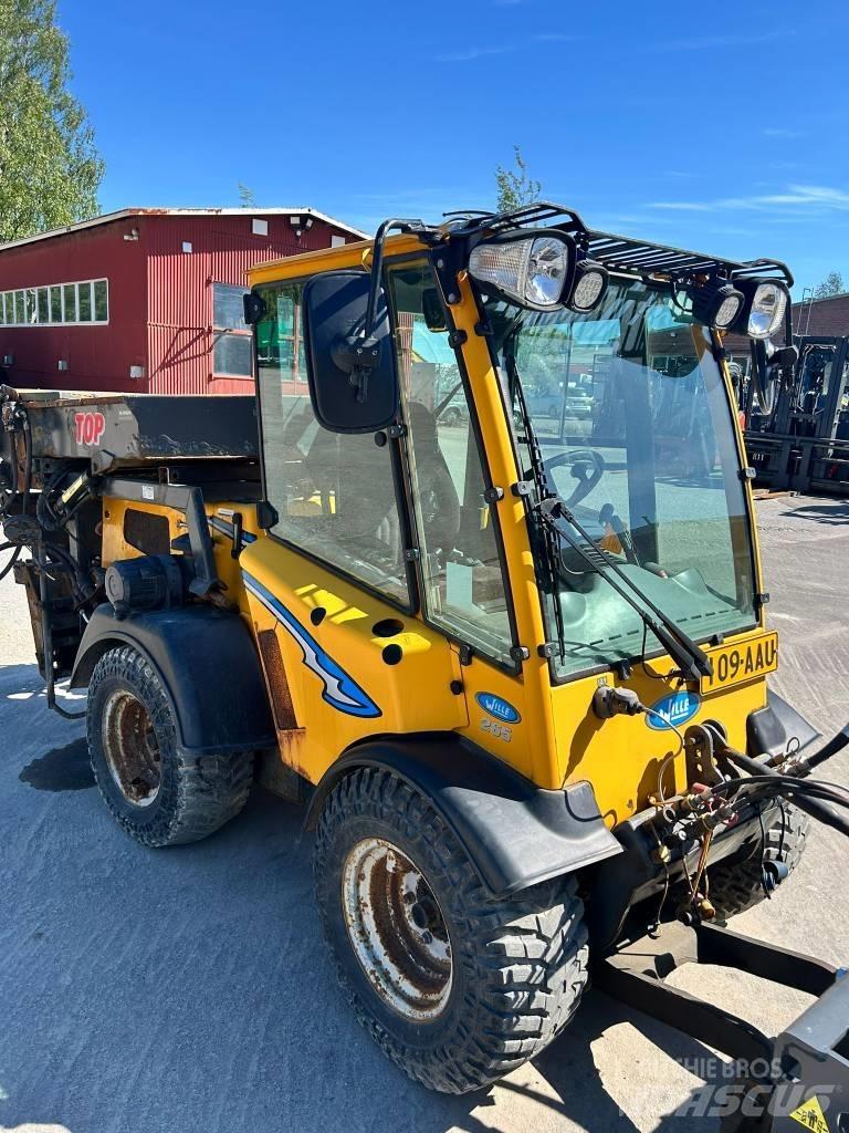 Wille 265 Compact tractors