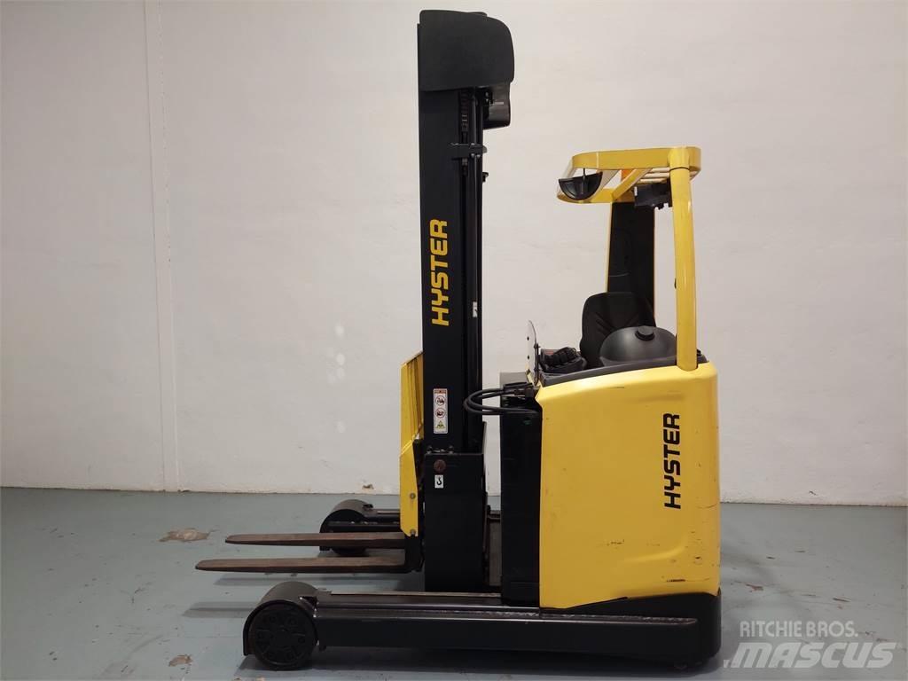 Hyster R 2 5 Reach truck