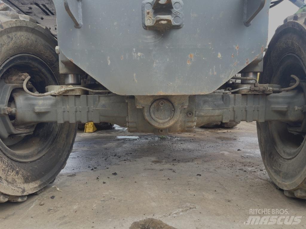 Liebherr A 910 Comp Axles