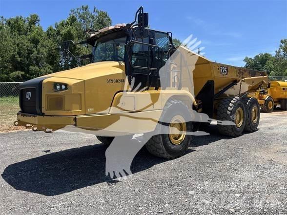CAT 725 Articulated Haulers