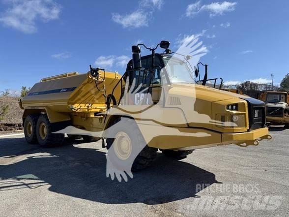 CAT 725C2 Water bowser