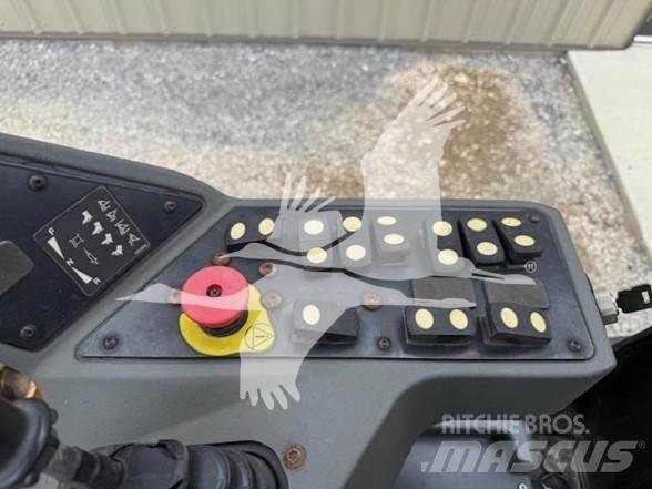 CAT CP44B Single drum rollers