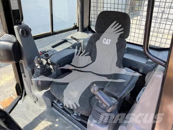 CAT D5K2 LGP Crawler dozers