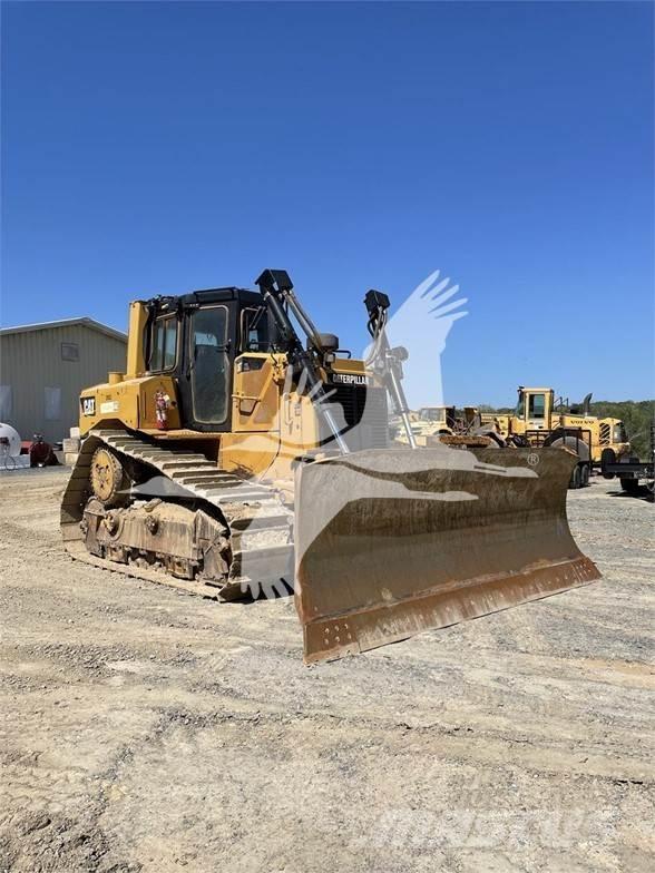 CAT D6T XL Crawler dozers