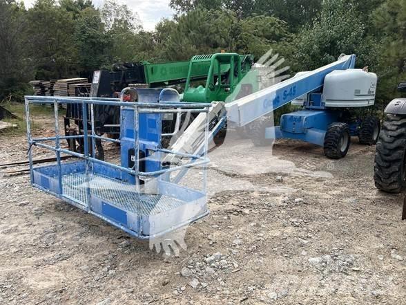 Genie S45 Telescopic boom lifts