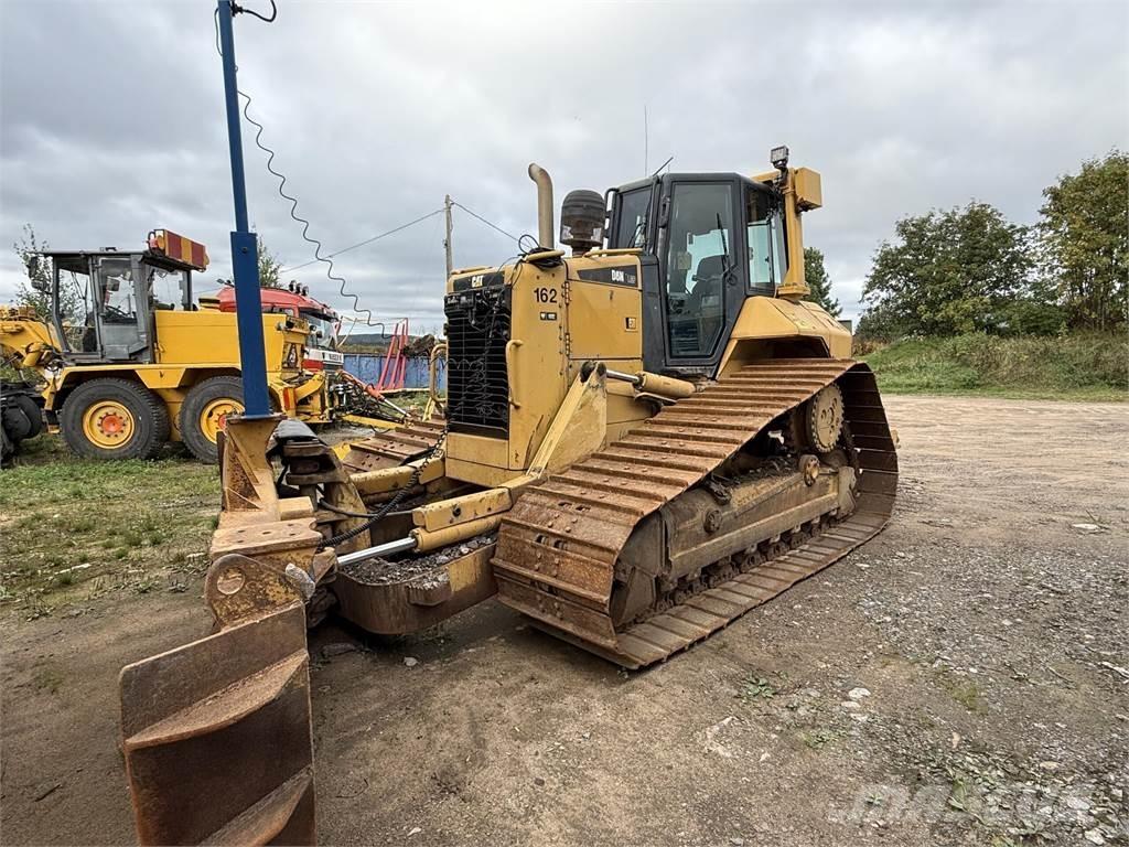 CAT D6N LGP Crawler dozers