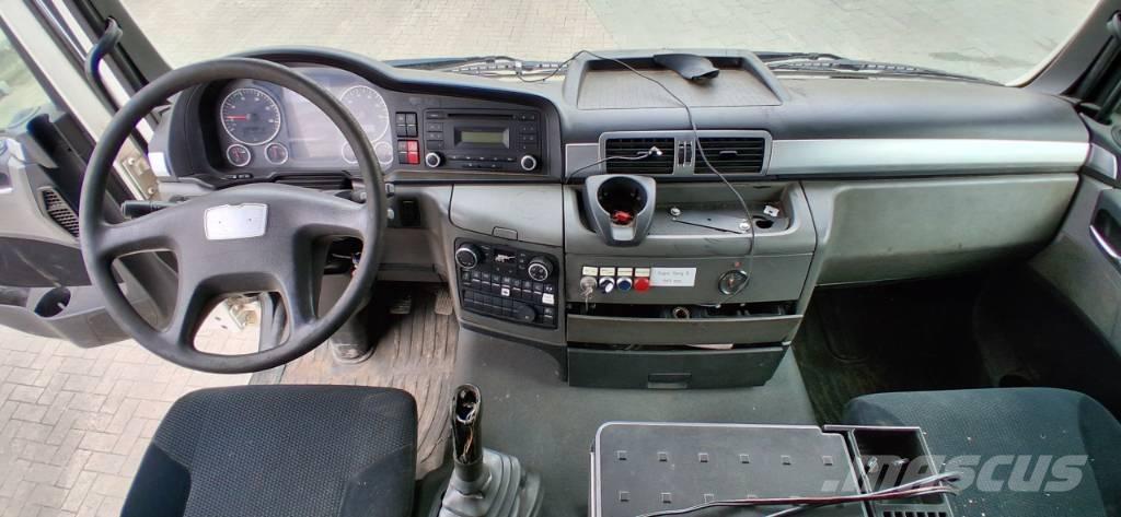 MAN 35.480 Commercial vehicle