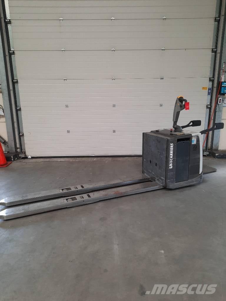 UniCarriers 200PMR Low lift with platform