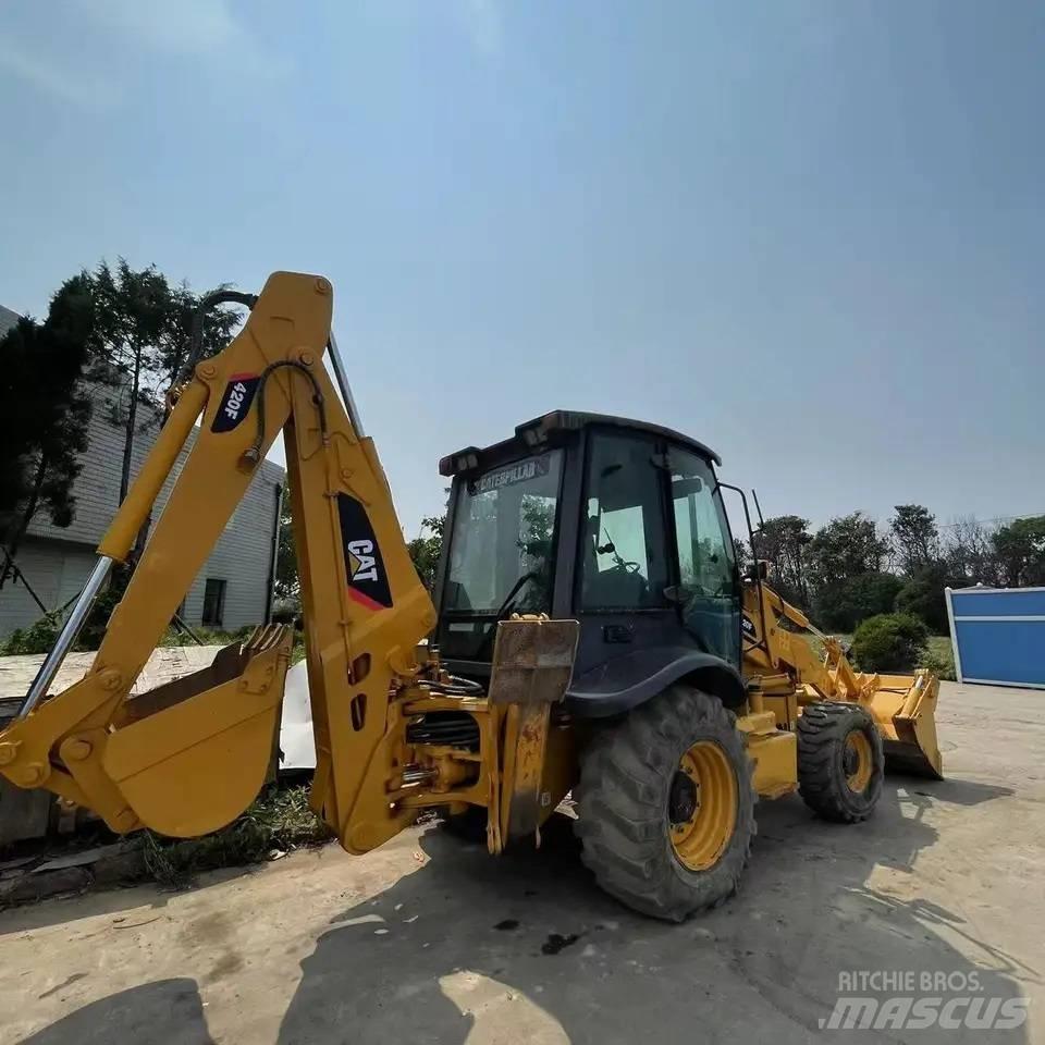 CAT 420 F Backhoe