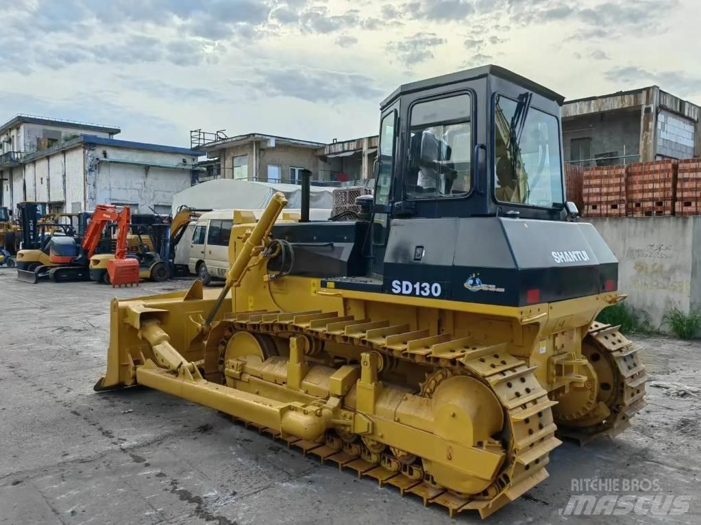 Shantui SD13 Crawler dozers