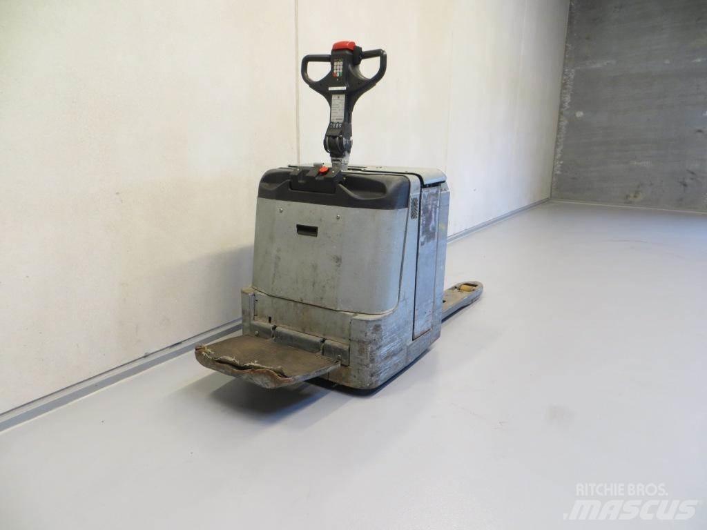 BT LPE240/8 Low lift with platform