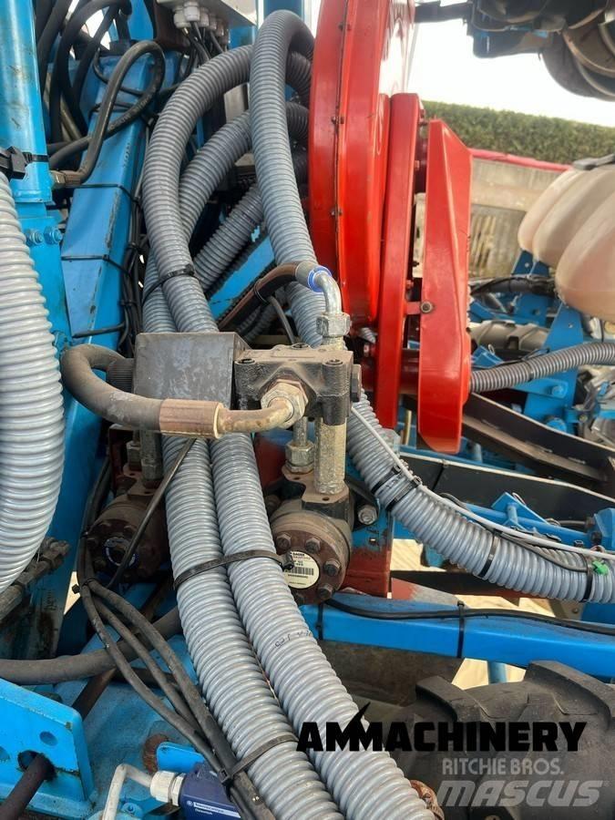 Monosem NG Plus 3 Sowing machines