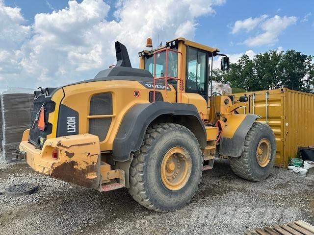  2017 L120H Wheel loaders