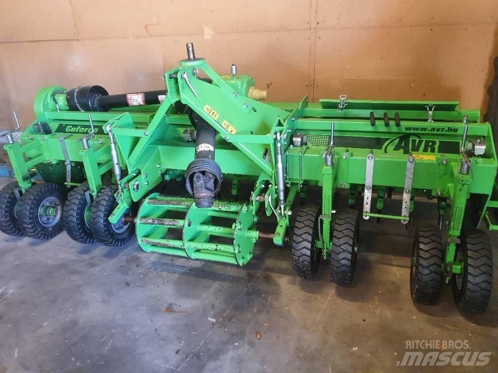 AVR Geforce 3,3 m. Cultivators