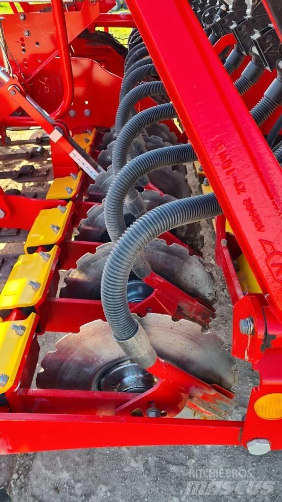 Väderstad Rapid 400C Drills