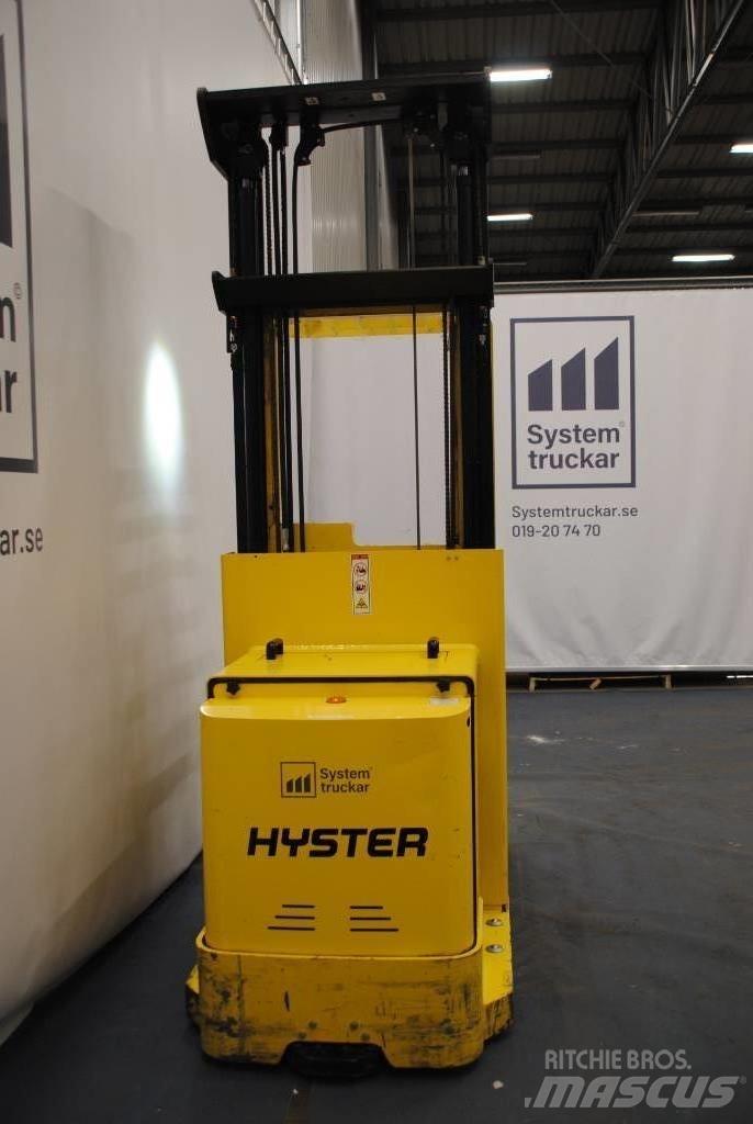 Hyster K1.0L AC High lift order picker