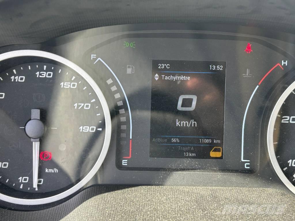 Iveco IS35SI2AA Truck mounted platforms