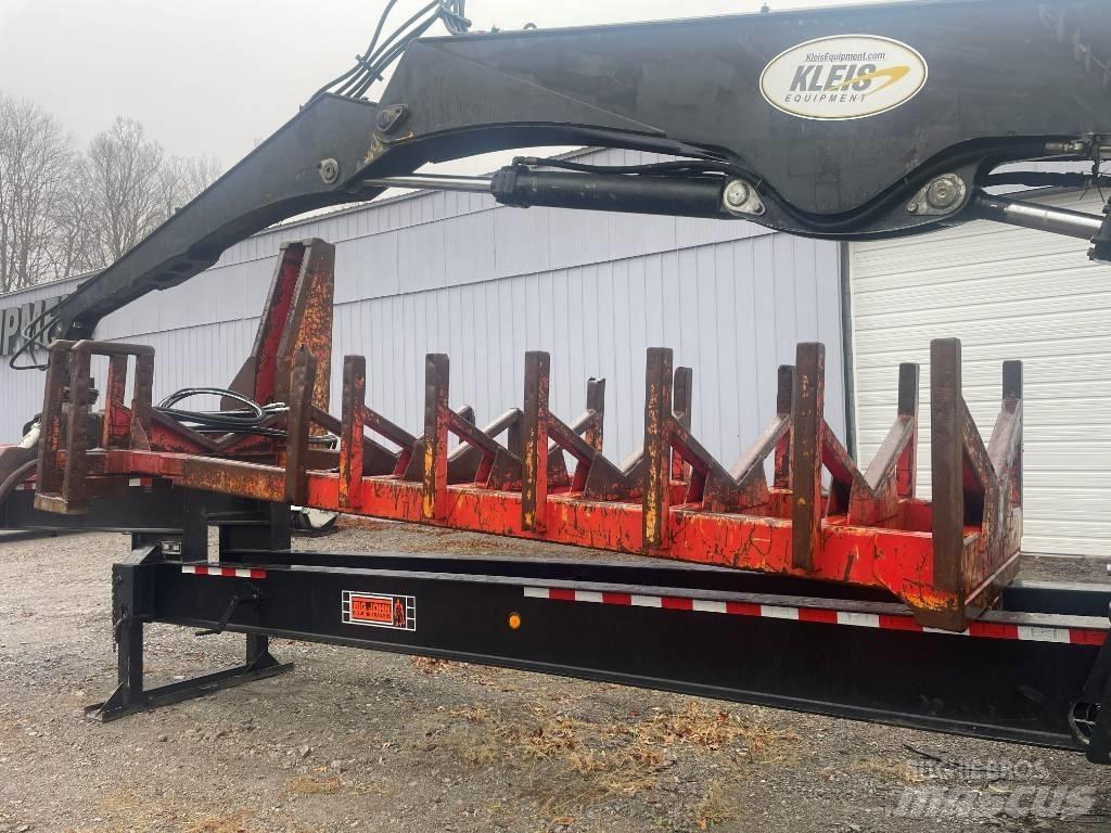 John Deere 437 D Knuckle boom loaders