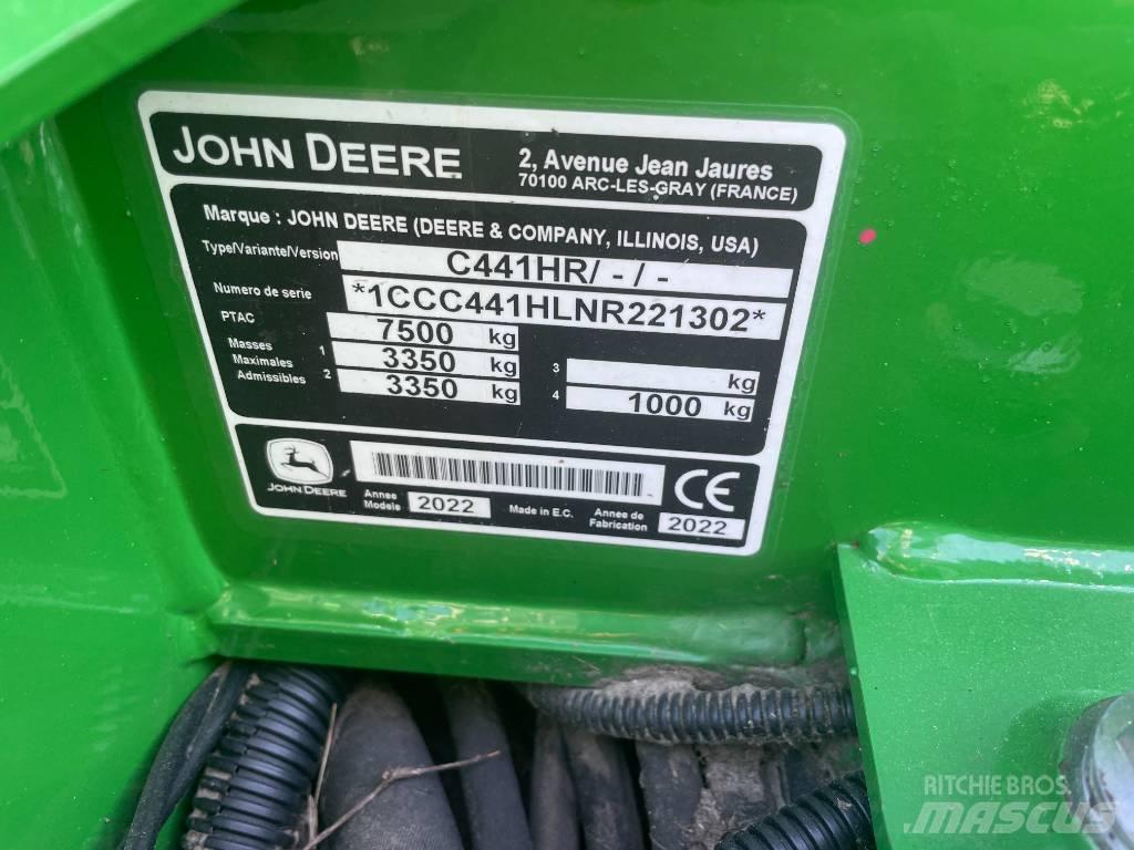 John Deere C441R Round balers
