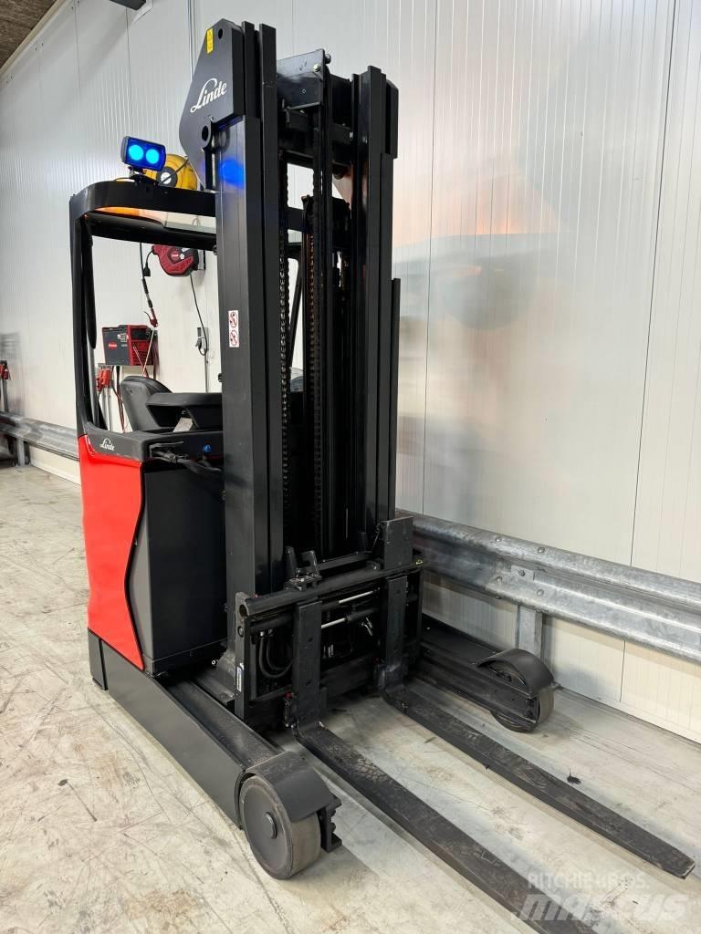 Linde R 14 Reach truck