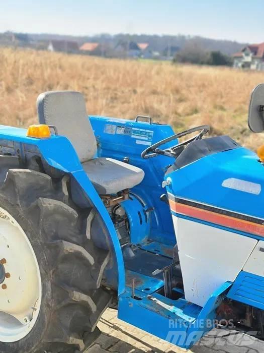 Mitsubishi MT3201 Compact tractors