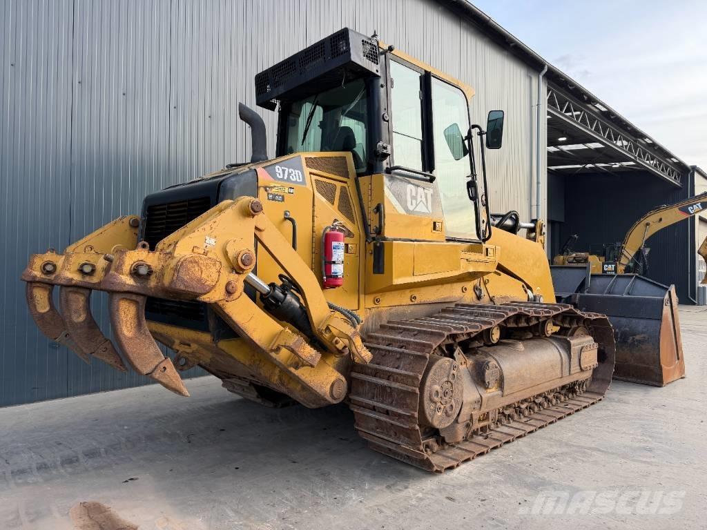 CAT 973D Crawler loaders