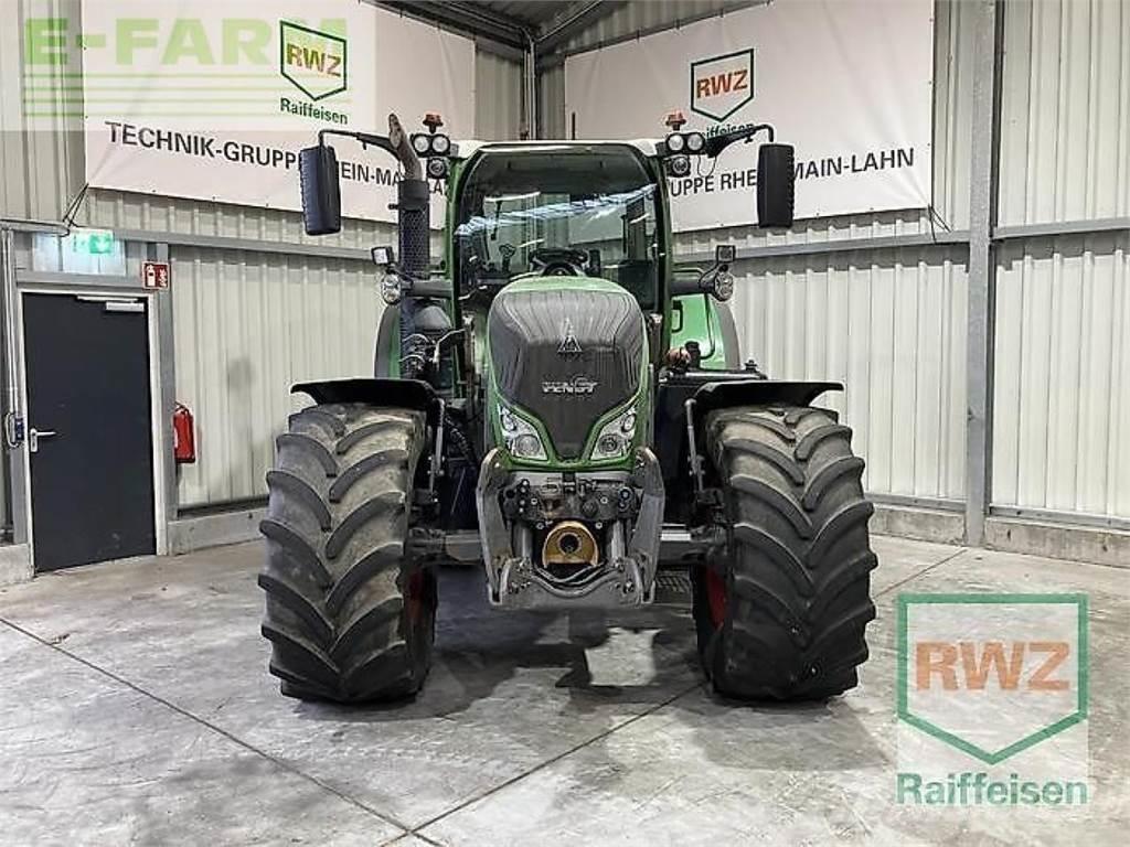 Fendt 700 vario s4 Tractors