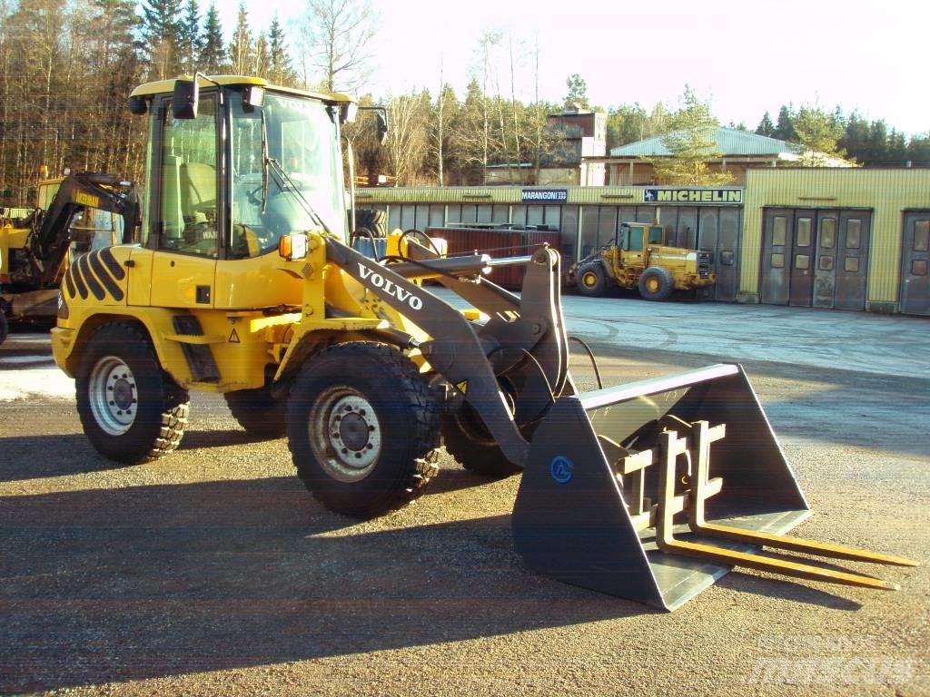 Volvo L 30 Wheel loaders