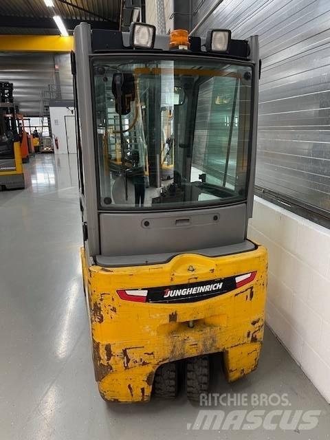 Jungheinrich EFG 216 Electric forklift trucks