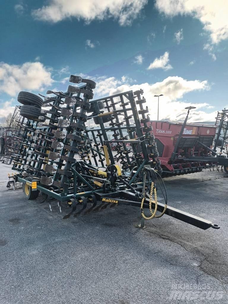 Multiva Mega XL 700 Harrows