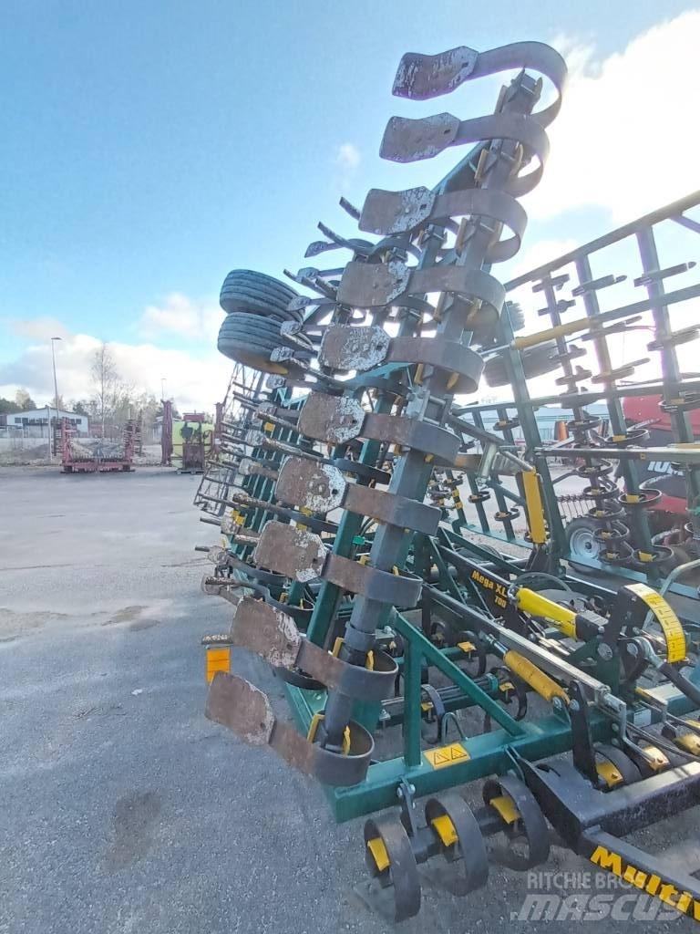 Multiva Mega XL 700 Harrows
