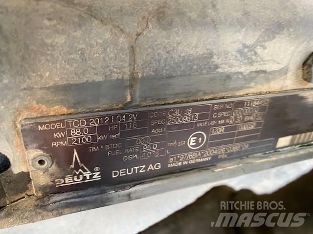 Mecalac 714 MW Wheeled excavators