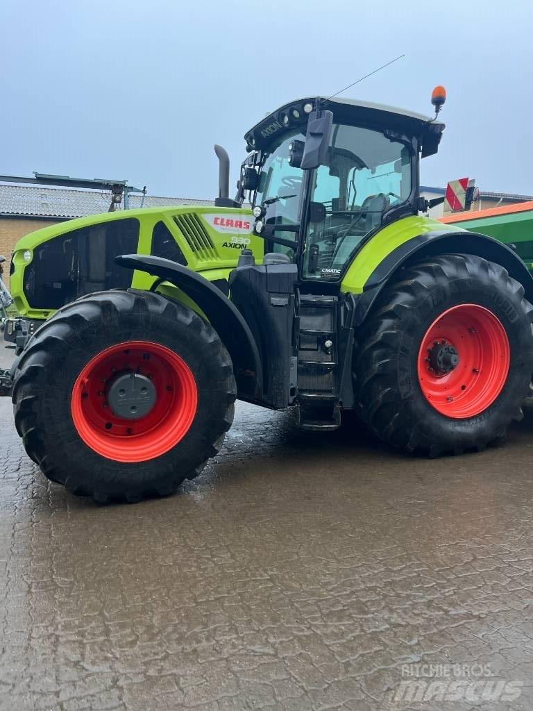 CLAAS Axion 930 Tractors