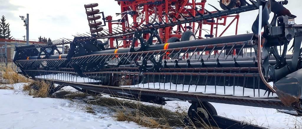MacDon D 60 S Combine harvester heads