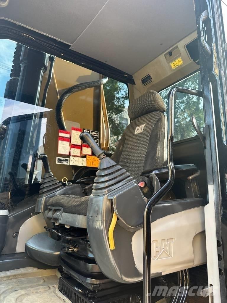 CAT 330 Mini excavators  7t - 12t