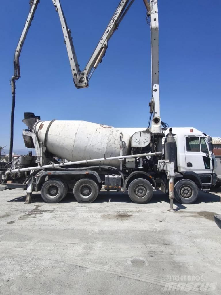 Astra Betonpompa Concrete trucks